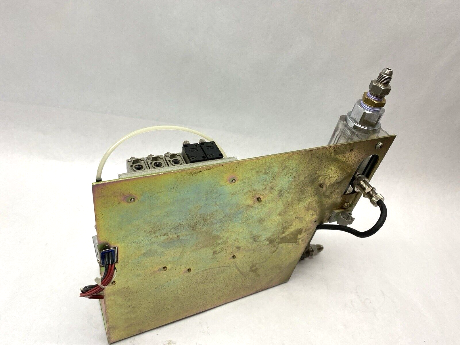 Hitachi Pneumatic and Vacuum Control Bank for S3500N Microscope - Maverick Industrial Sales