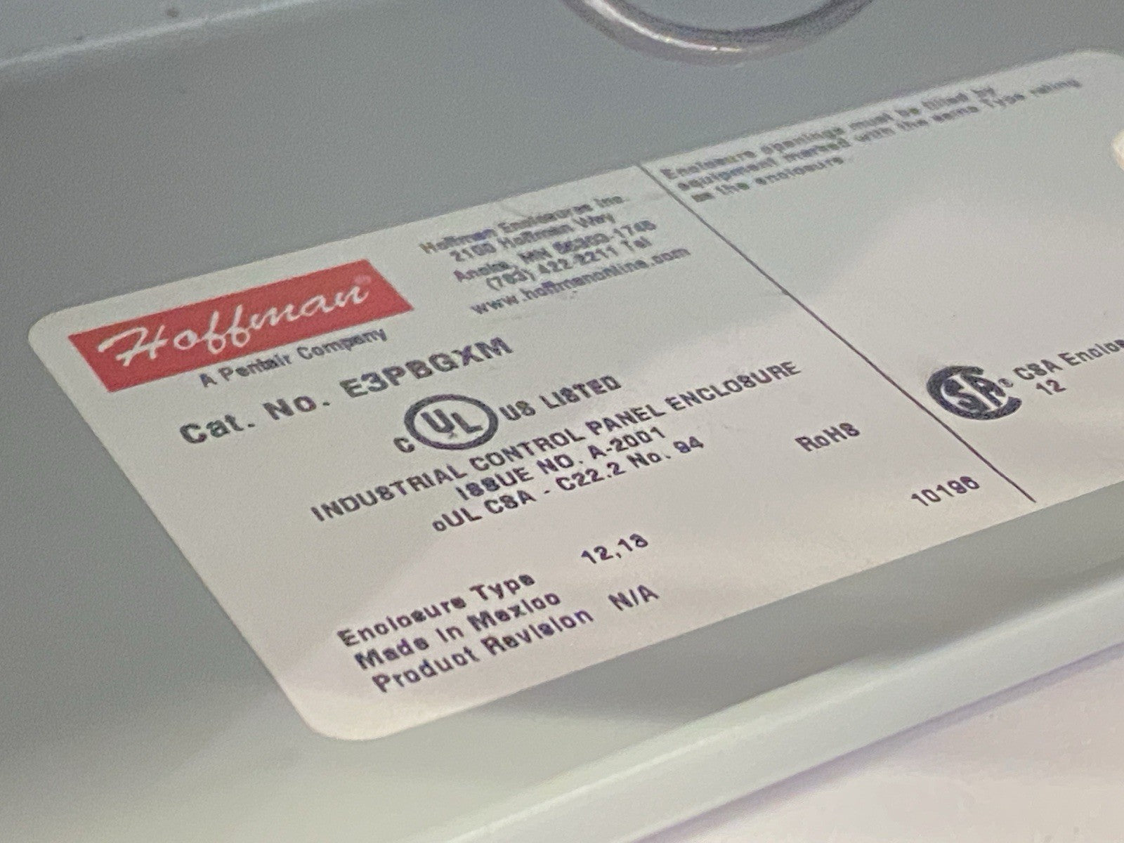 E3PBGXM | Hoffman Enclosure w/ Allen Bradley 800FP-LF3 800FP-MT44 - Used - Maverick Industrial Sales