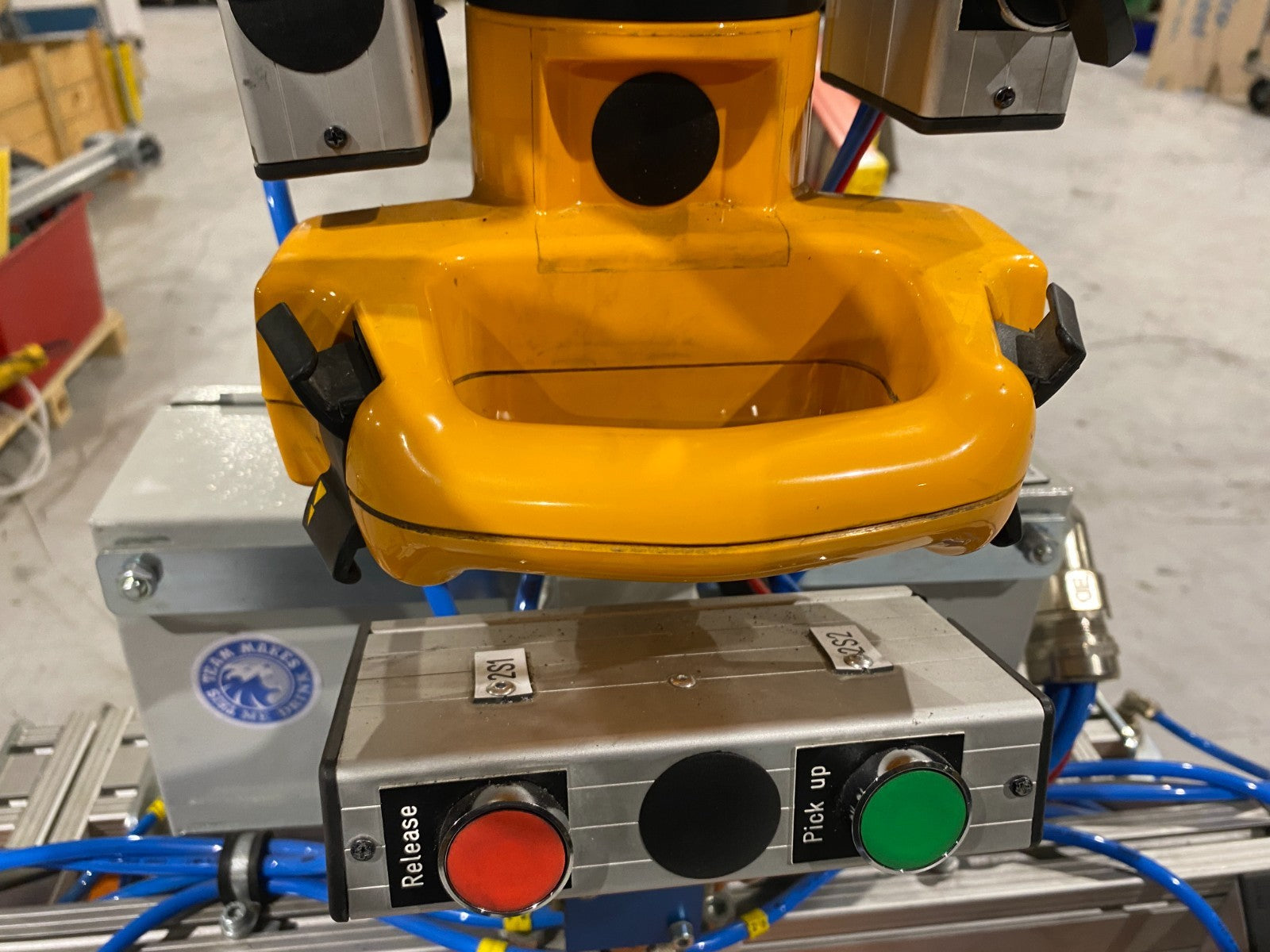 Zache Handling GV 50 50 Kg Manipulator - Used - Maverick Industrial Sales