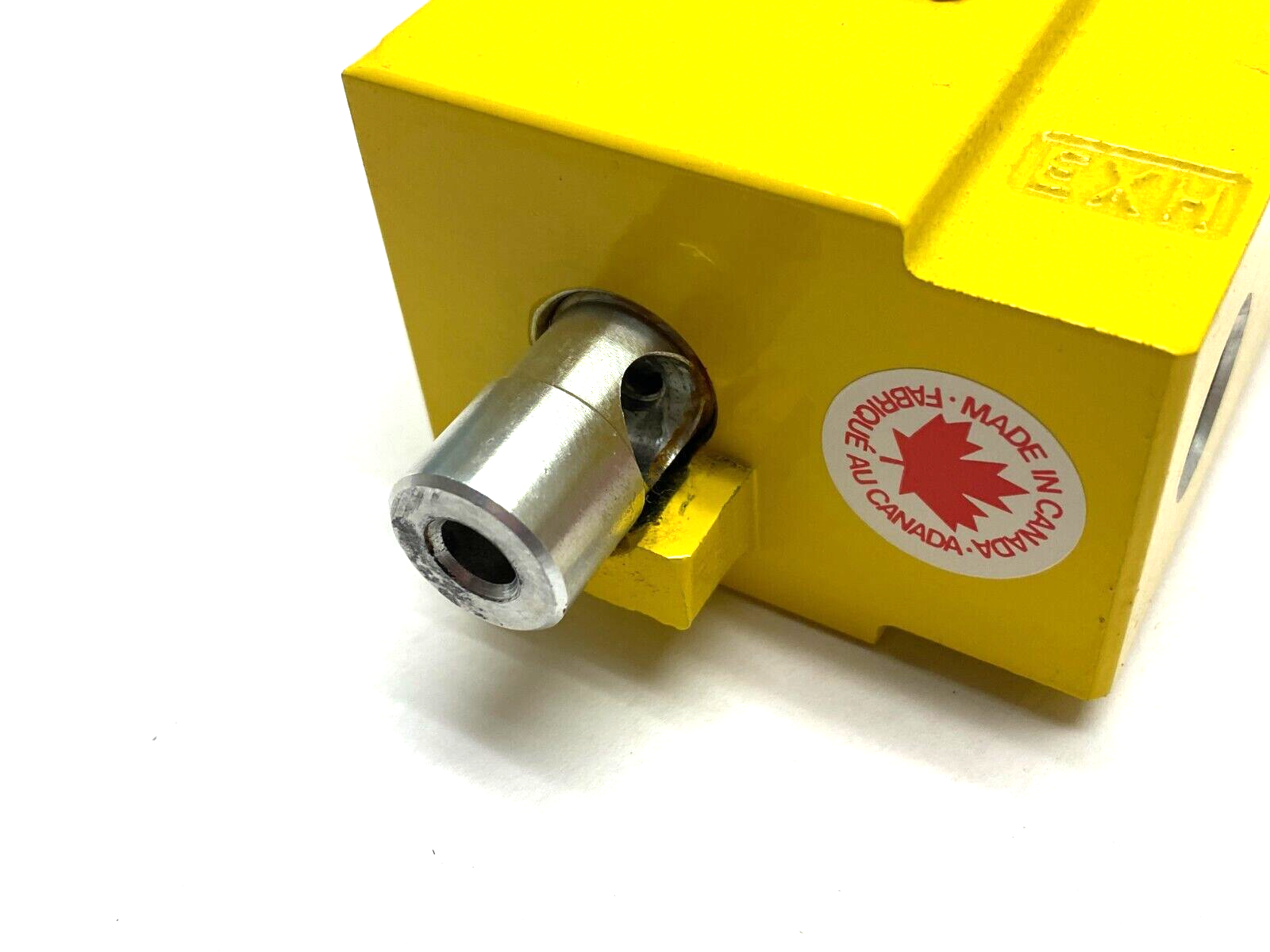 Numatics VT30N03Y Slo-Start Manual Lockout Valve 150psig 10bar - Maverick Industrial Sales