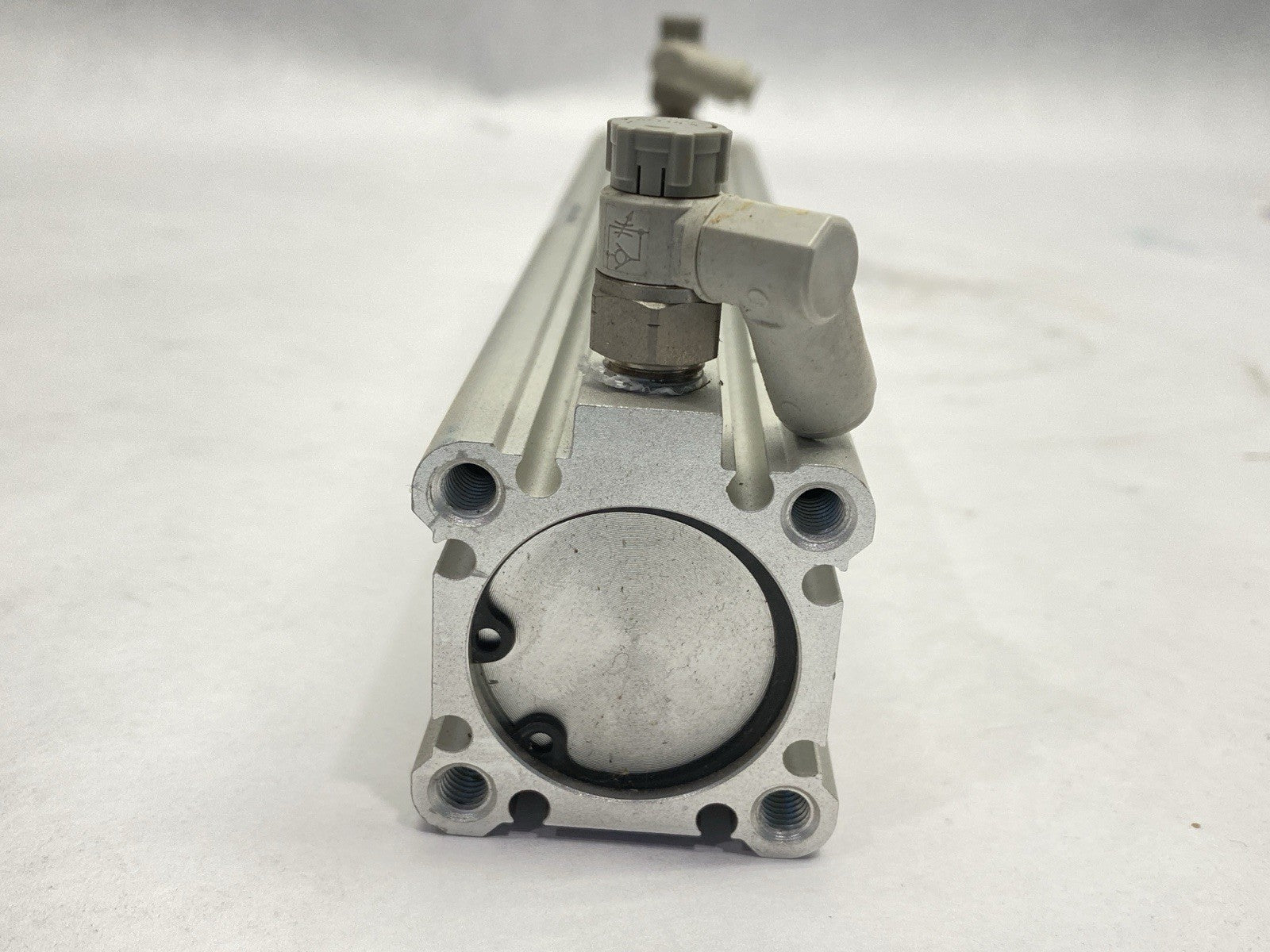 CDQ2G32TN-200DCMZ | SMC Pneumatic Cylinder 32mm Bore 200mm Stroke - Used - Maverick Industrial Sales