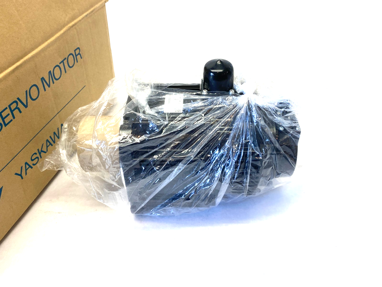 SGMRV-13ANA-YR12 | Yaskawa AC Servo Motor ES165D, B/T Axis, Sigma - New – Open box - Maverick Industrial Sales