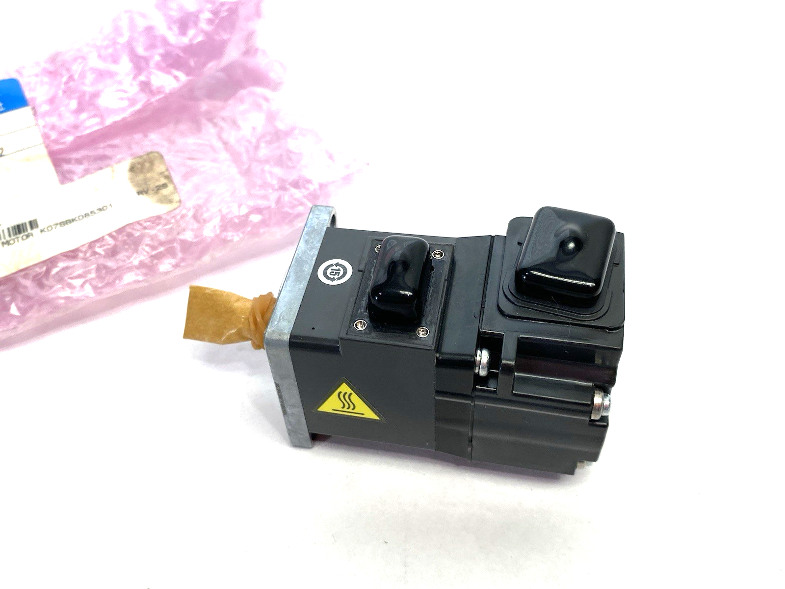 HF-KP053L-S12 | Mitsubishi Brushless Rotary Servo Motor 50W 3000rpm - New – Open box - Maverick Industrial Sales