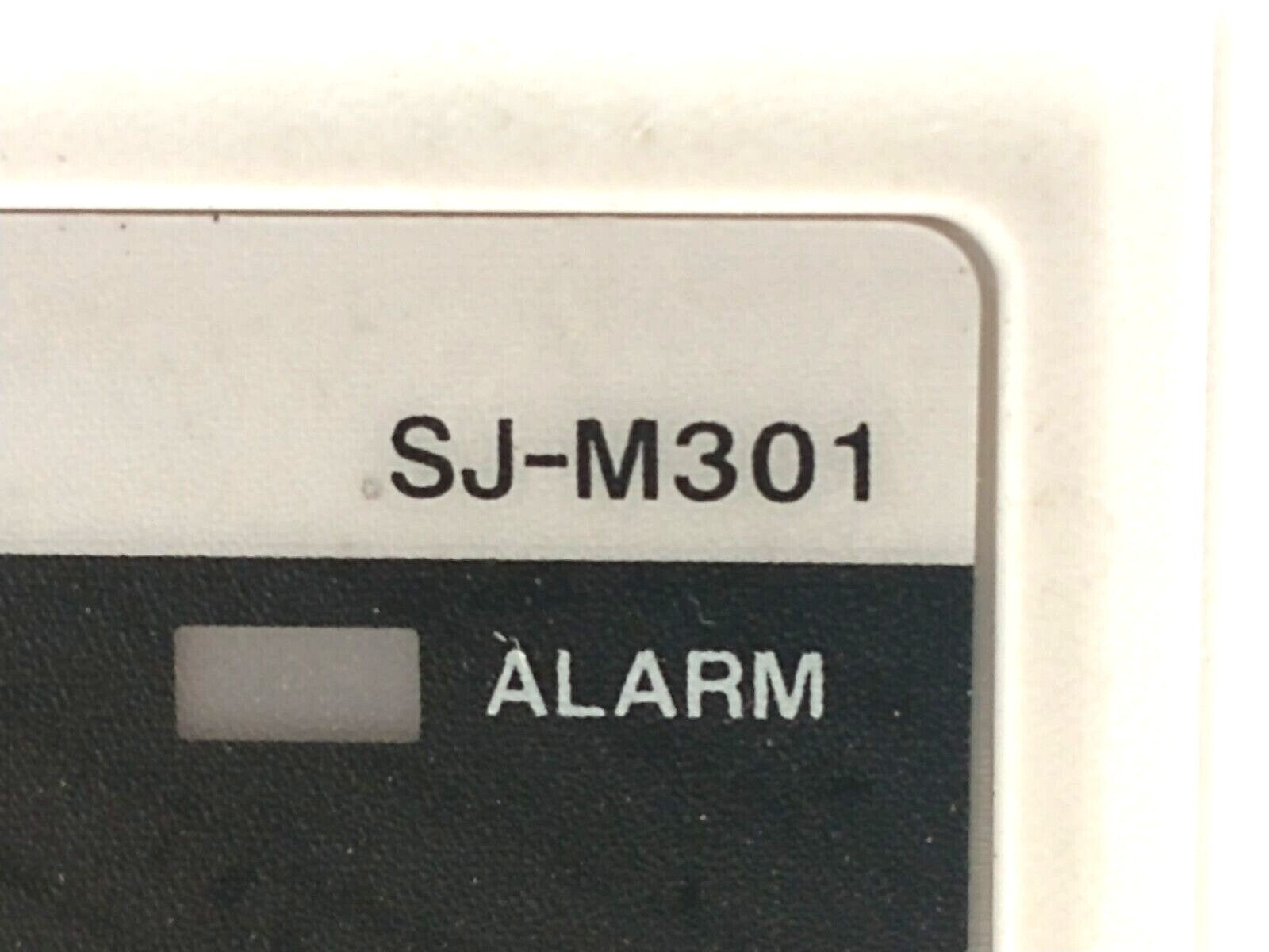 SJ-M301 | Keyence High-performance Micro Static Eliminator Controller 24VDC - For parts or not working - Maverick Industrial Sales