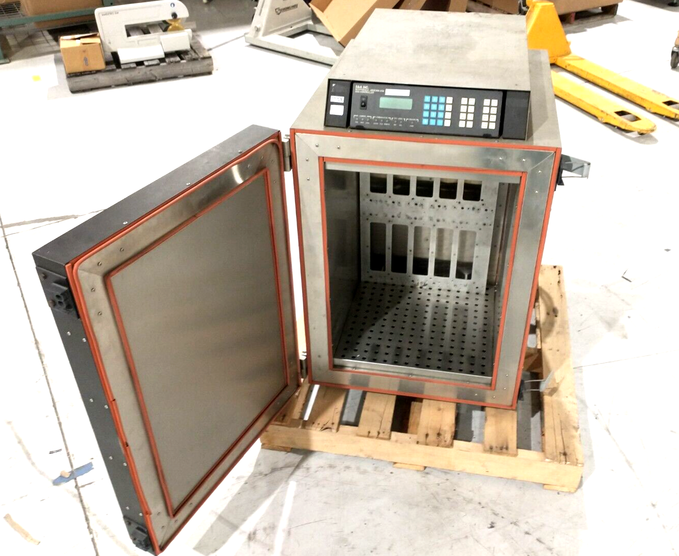 Saunders & Associates 4366 Temperature Test Chamber -55 Celsius To 200 Celsius - Maverick Industrial Sales