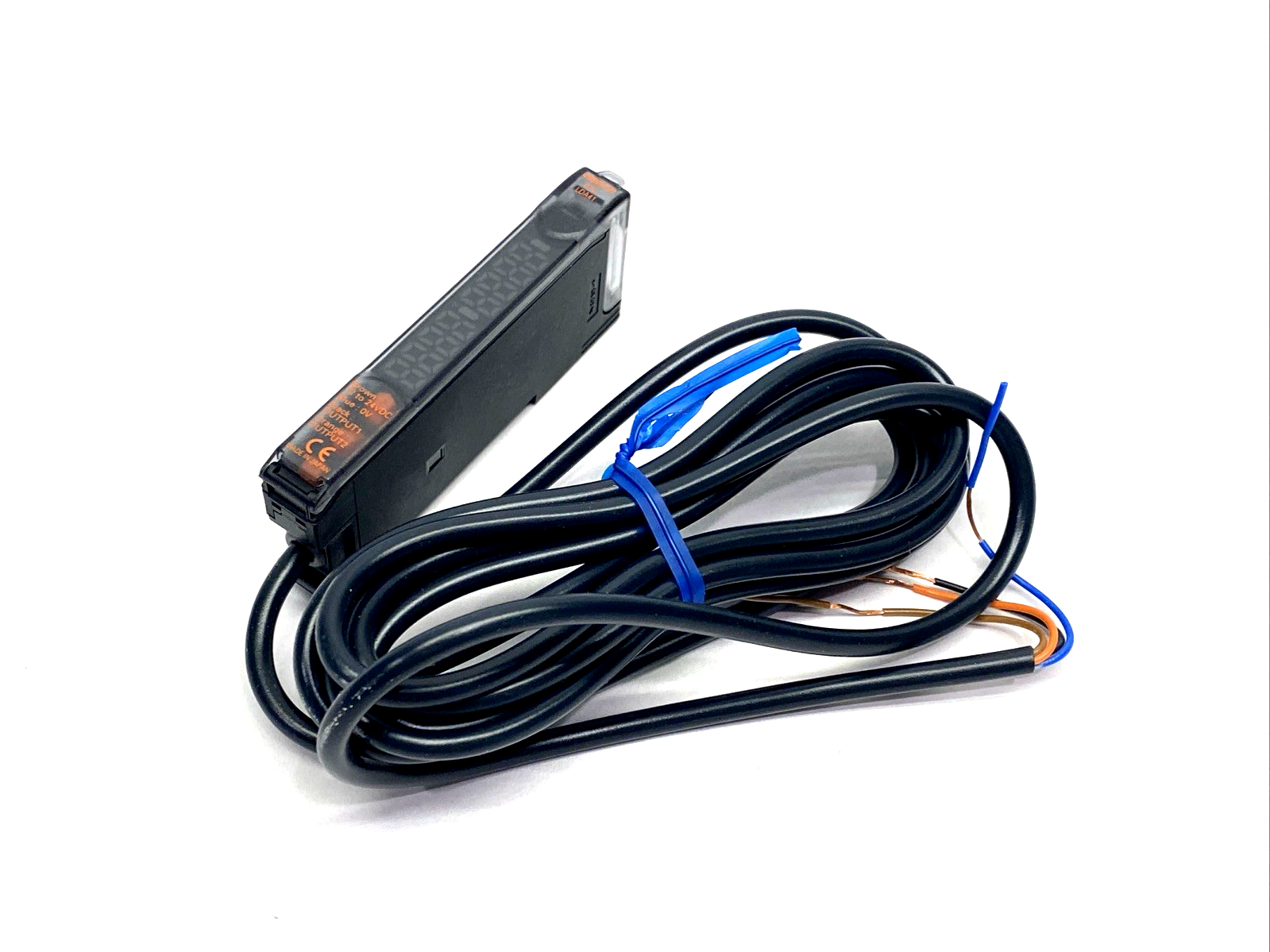 Omron E3C-LDA41 Photoelectric Sensor Amplifier 2m Cable - Maverick Industrial Sales