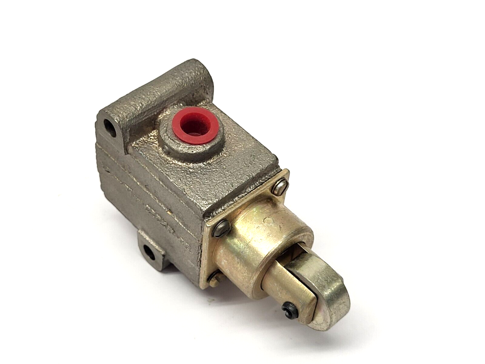 Parker Hannifin CW13-25 Roller Cam Operator 3-Way Valve Wall Mounted 1/4" Ports - Maverick Industrial Sales