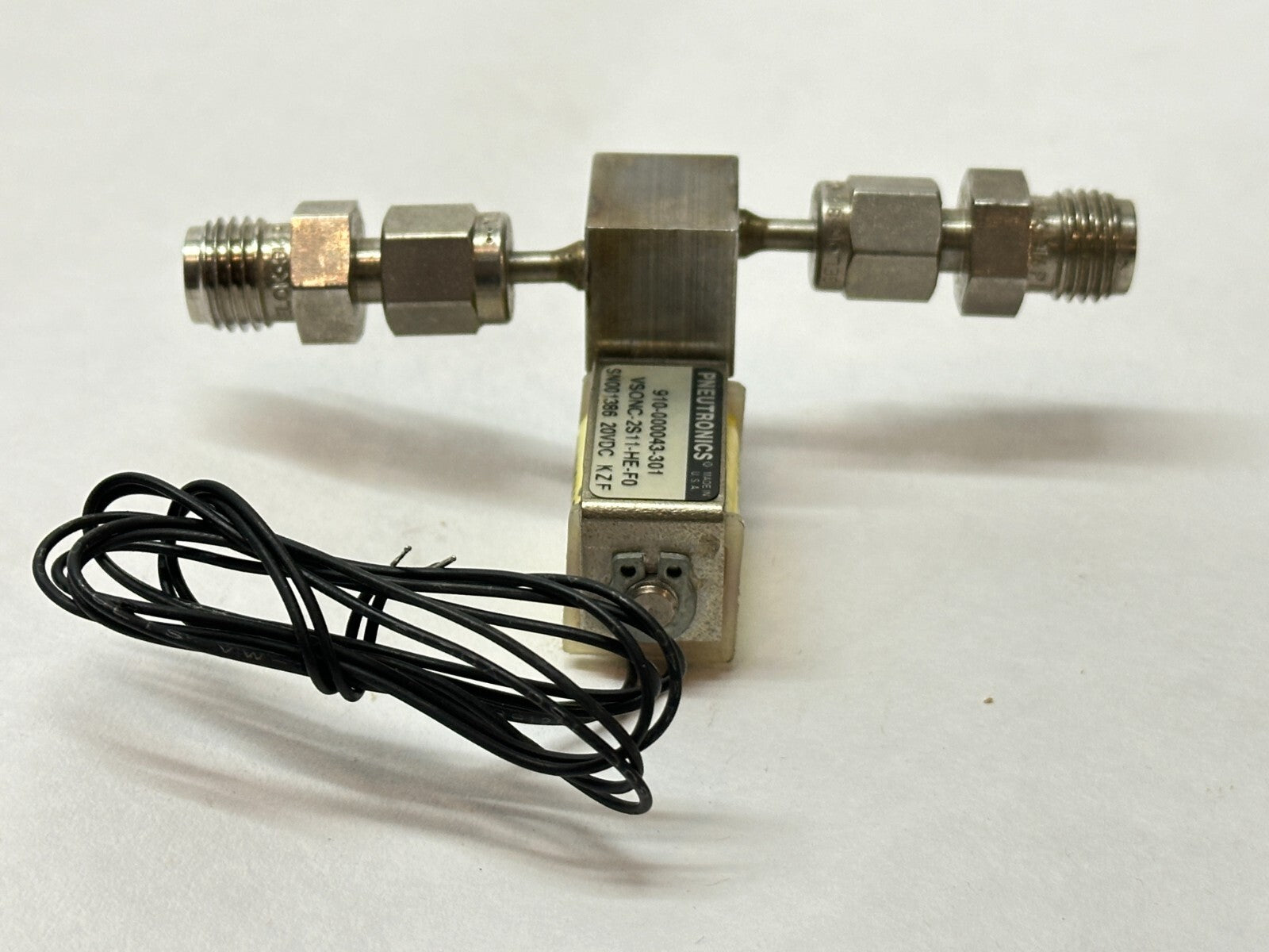 Pneutronics 910-000043-301 Solenoid Valve VSONC-2S11-HE-F0 20VDC - Used - Maverick Industrial Sales