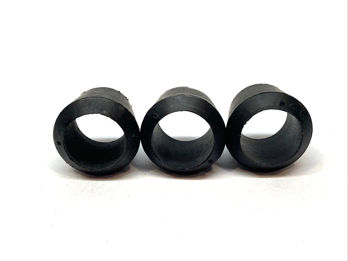 SRB-110 | Remke Single Hole Bushing Neoprene .562-.625 Form Size 2 LOT OF 3 - New – Open box - Maverick Industrial Sales
