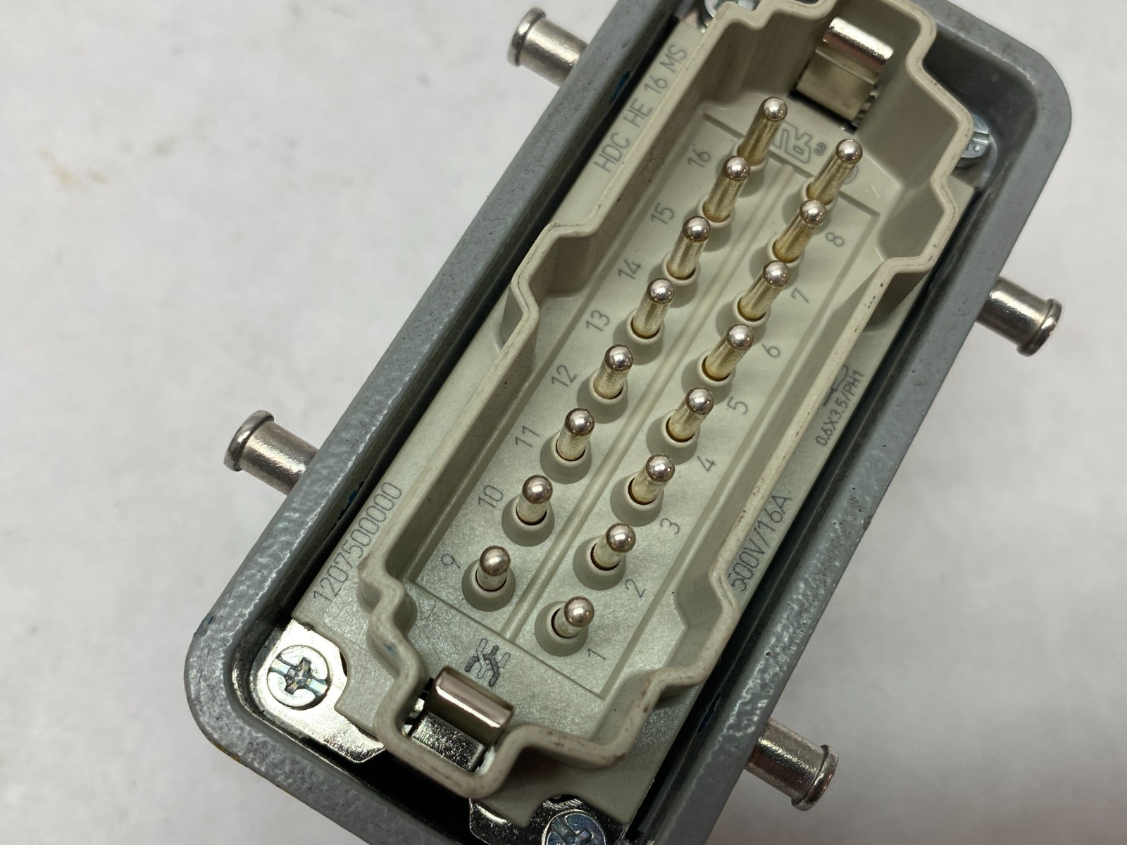 Weidmuller 1656480000 HDC RockStar Cable Hood w/ 1207500000 16-Pin Male Insert - Used - Maverick Industrial Sales