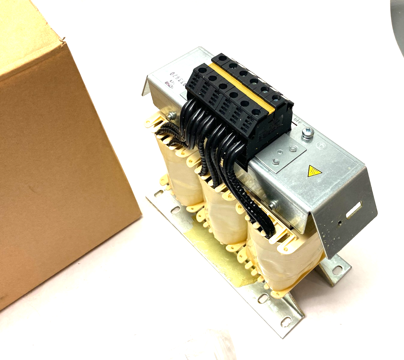 Siemens 6SL3202-0AE23-8CA0 SINAMICS Output Reactor 380-480V - Maverick Industrial Sales