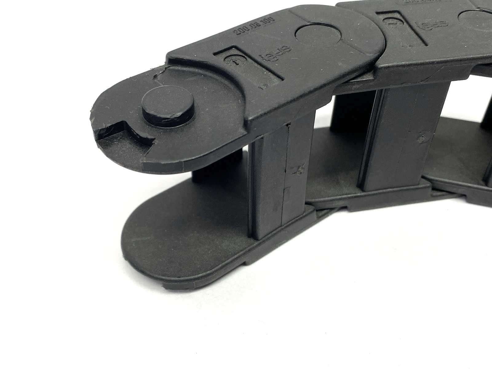 Igus 200.03.100.0 E-Chain Assembly 3' Length - Maverick Industrial Sales