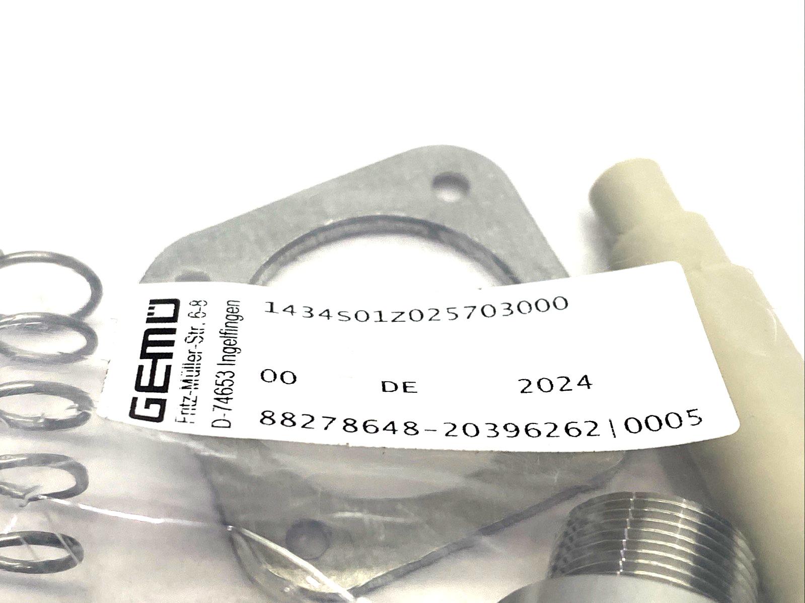 GEMÜ 88278648-20396262 Mounting Kit For Model 1434 Electro-Pneumatic Positioner - Maverick Industrial Sales