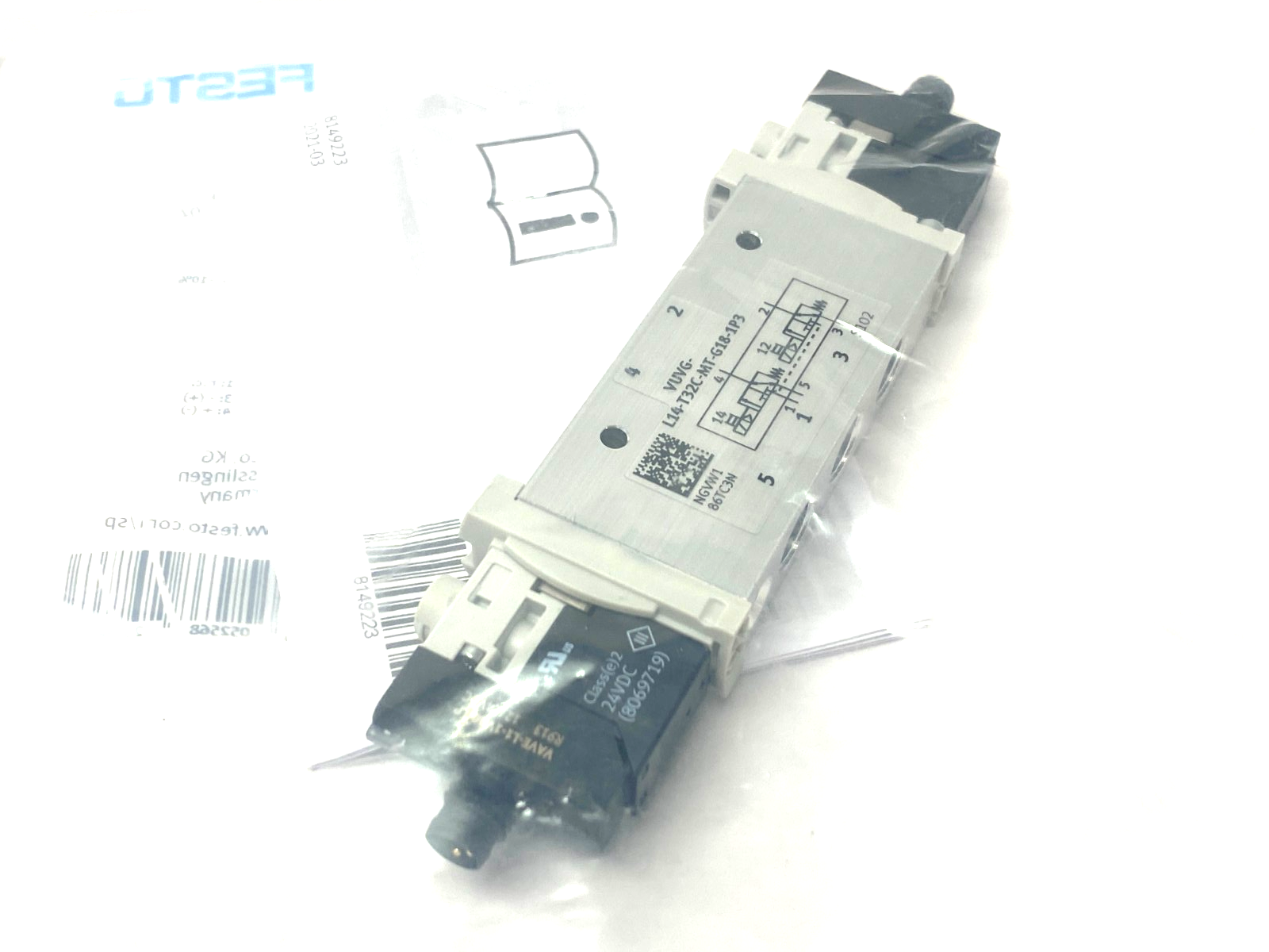 Festo VUVG-L14-T32C-MT-G18-1R8L Solenoid Valve 2x3/2-Way, Monostable 8031504 - Maverick Industrial Sales