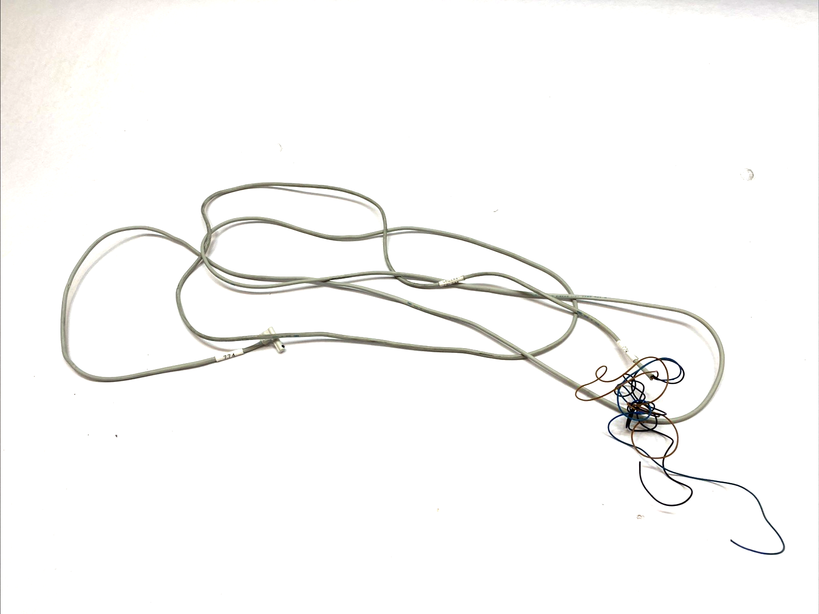 D-M9PV | SMC Auto Switch 3-Wire PNP Perp Cable 0.5m IP67 5–24VDC LOT OF 2 - Used - Maverick Industrial Sales