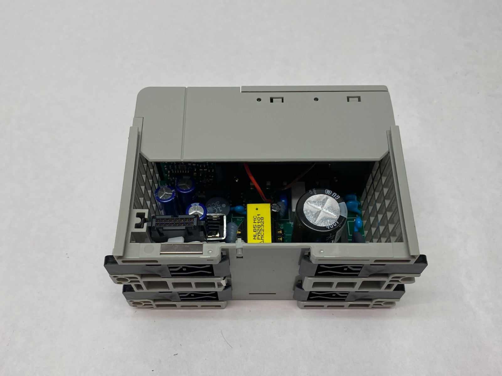 1769-PA2 | Allen Bradley Ser. A CompactLogix AC 2A/0.8A Power Supply I/O Module - New – Open box - Maverick Industrial Sales
