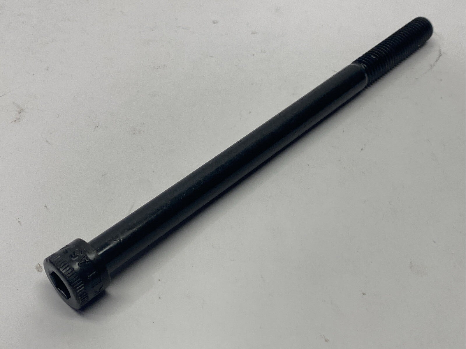 91251A740 Black-Oxide Socket Head Screw 1/2"-13 Thread Size 8" Long LOT OF 10 - Maverick Industrial Sales