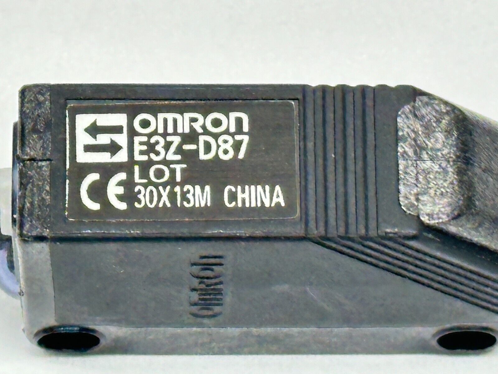 Omron E3Z-B87 Photoelectric Sensor 0.5-2m Male M8 4-Pin PNP - Maverick Industrial Sales