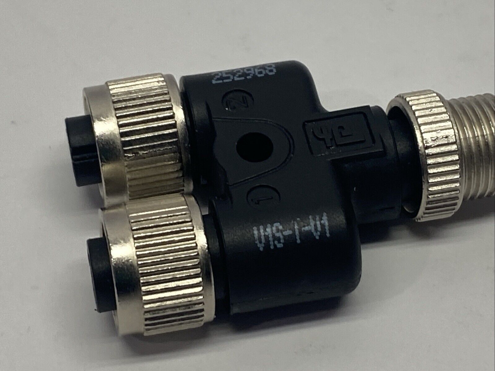 Pepperl+Fuchs V1S-T-V1 Y-SplitterM / 2X F M12 5-Pin 252968 - Maverick Industrial Sales