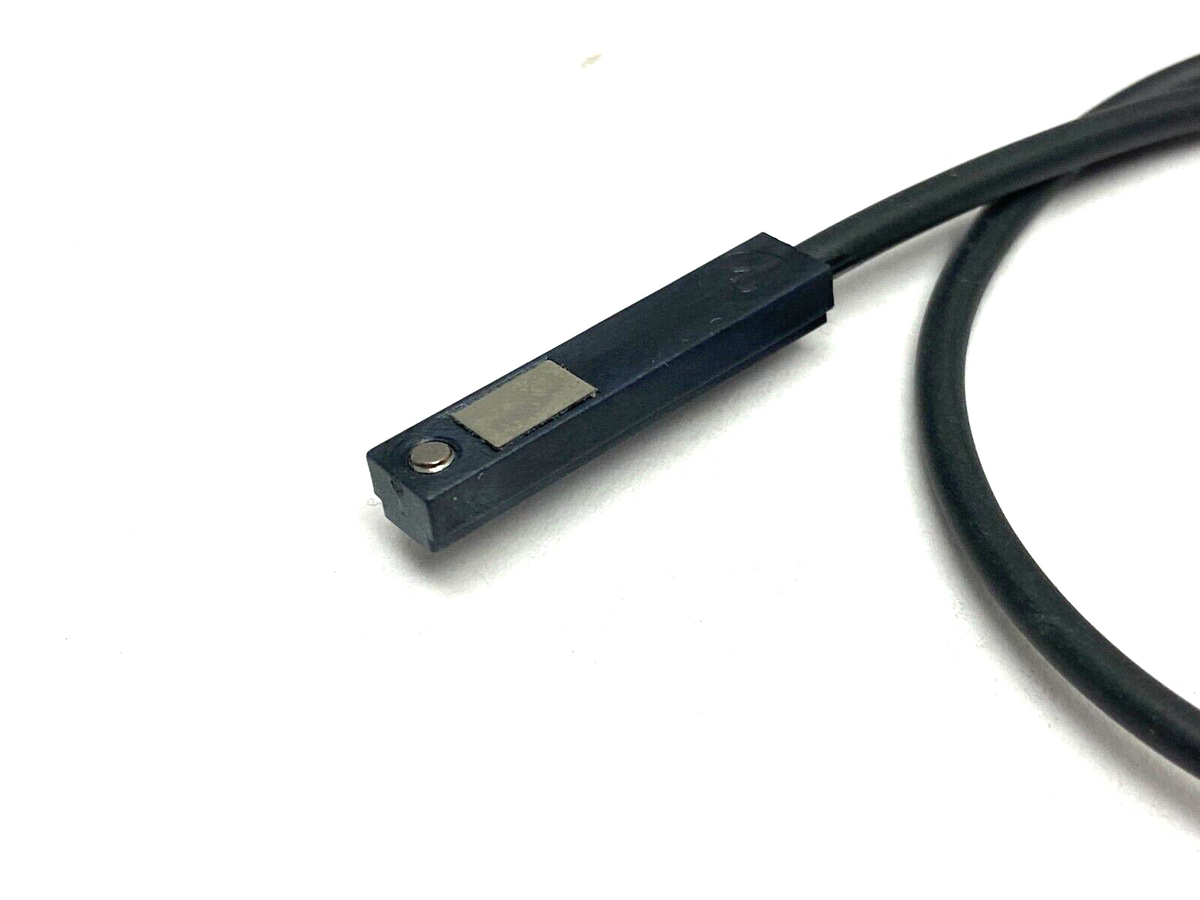 Balluff BMF0072 Magnetic Field Cylinder Sensor, BMF 307K-PS-C-2-SA2-S49-00,3 - Maverick Industrial Sales