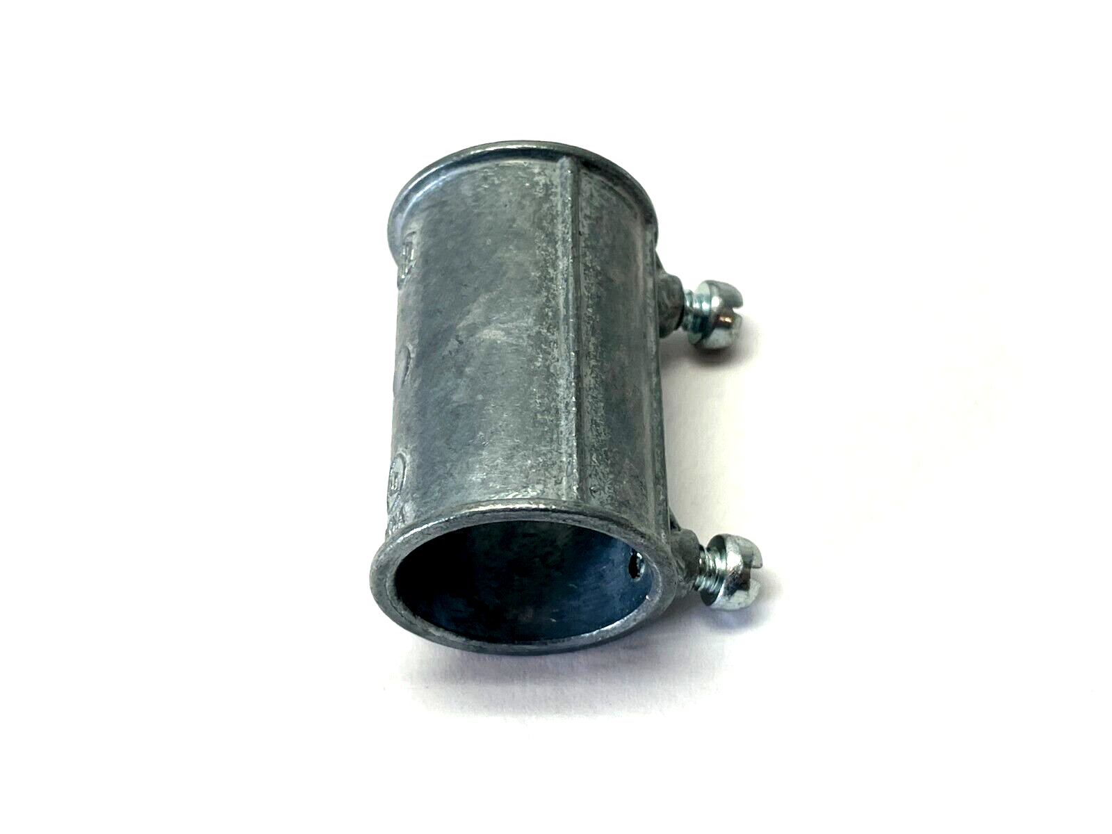 Conduit Coupling 3/4" I.D. LOT OF 4 - Maverick Industrial Sales