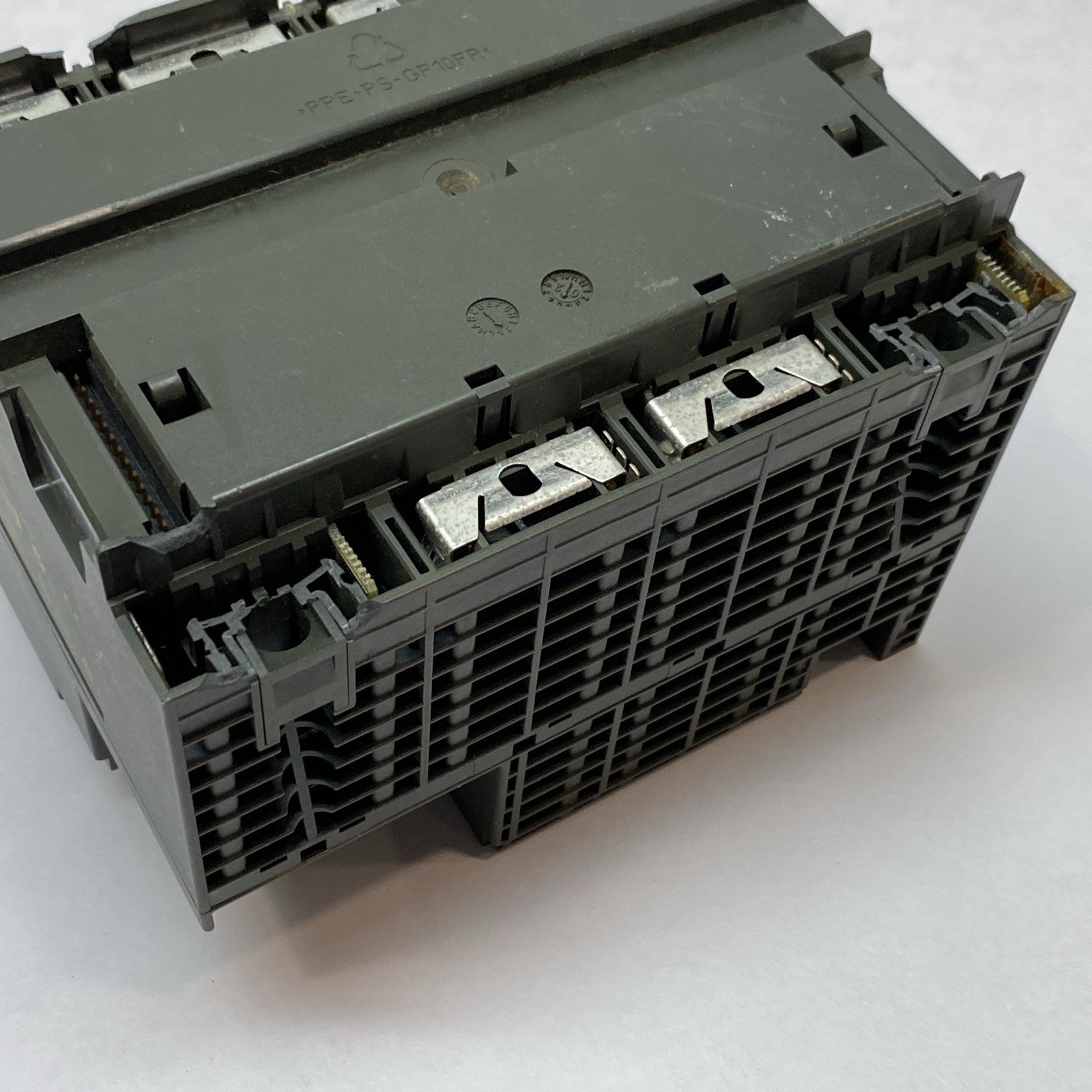 6ES7318-2AJ00-0AB0 | Siemens CPU SIMATIC S7-300 CHIPPED / DAMAGED - Used - Maverick Industrial Sales