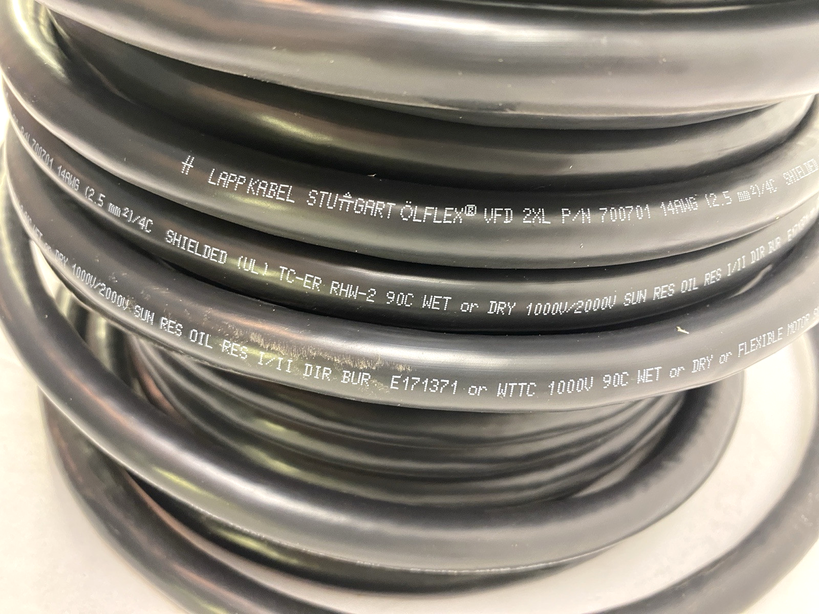 LAPP 700701 Cable OLFLEX VFD 2XL 4G2,5 55.0 FT 4C 14 AWG Black - Maverick Industrial Sales