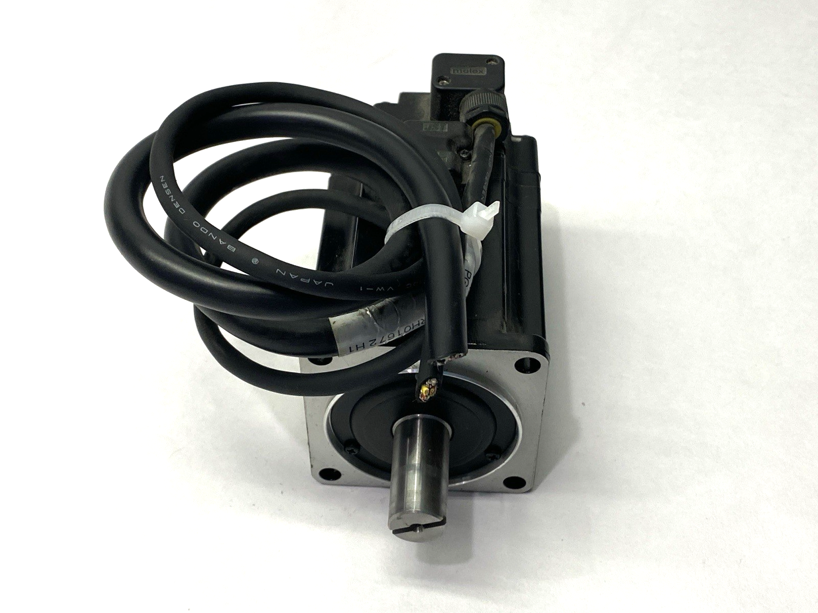 Yakawa SGMAS-04A2A-FJ13 AC Servo Motor 200V 400W CUT CONNECTORS - Maverick Industrial Sales