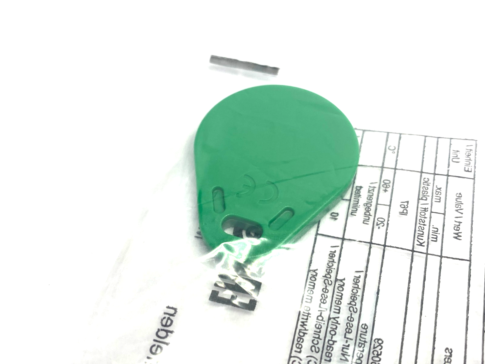 Euchner EKS-A-K1GNWT32-EU Electronic Key Read/Write 094839 - Maverick Industrial Sales