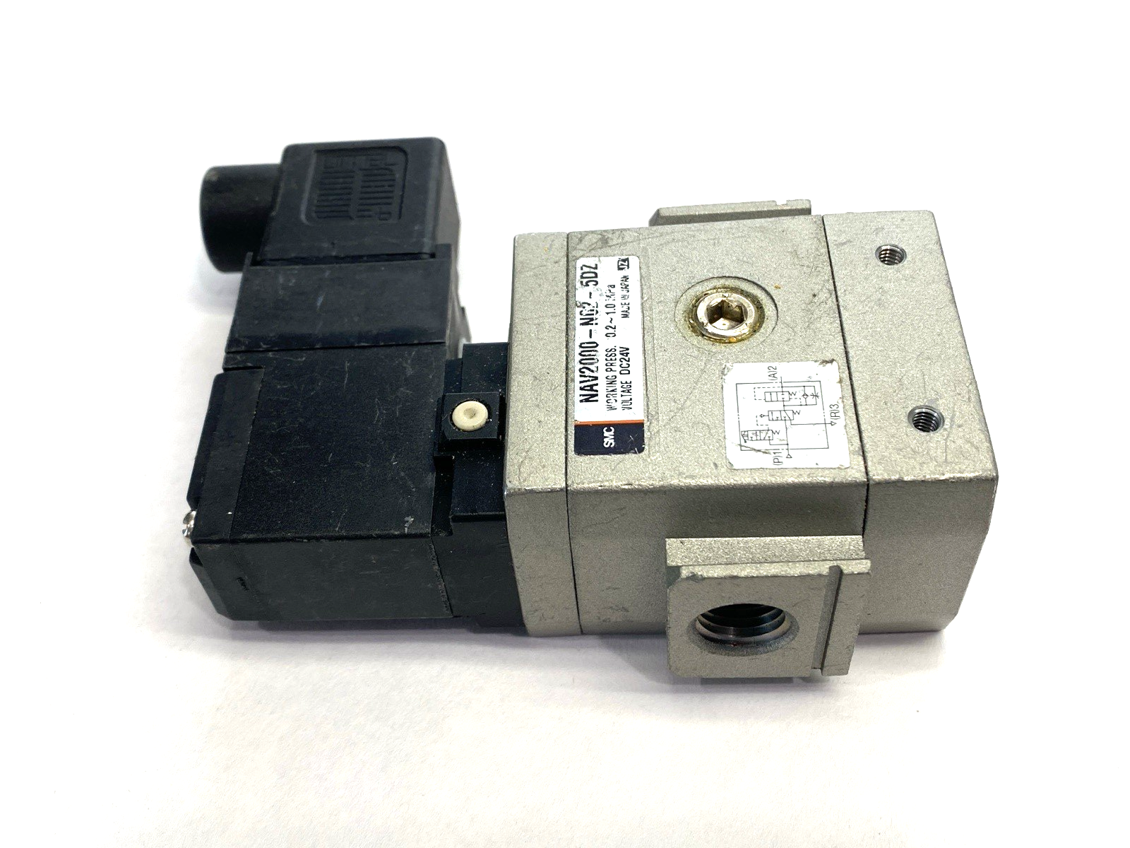 SMC NAV2000-N02-5DZ Soft Start Valve 1/4" Ports 24VDC - Maverick Industrial Sales