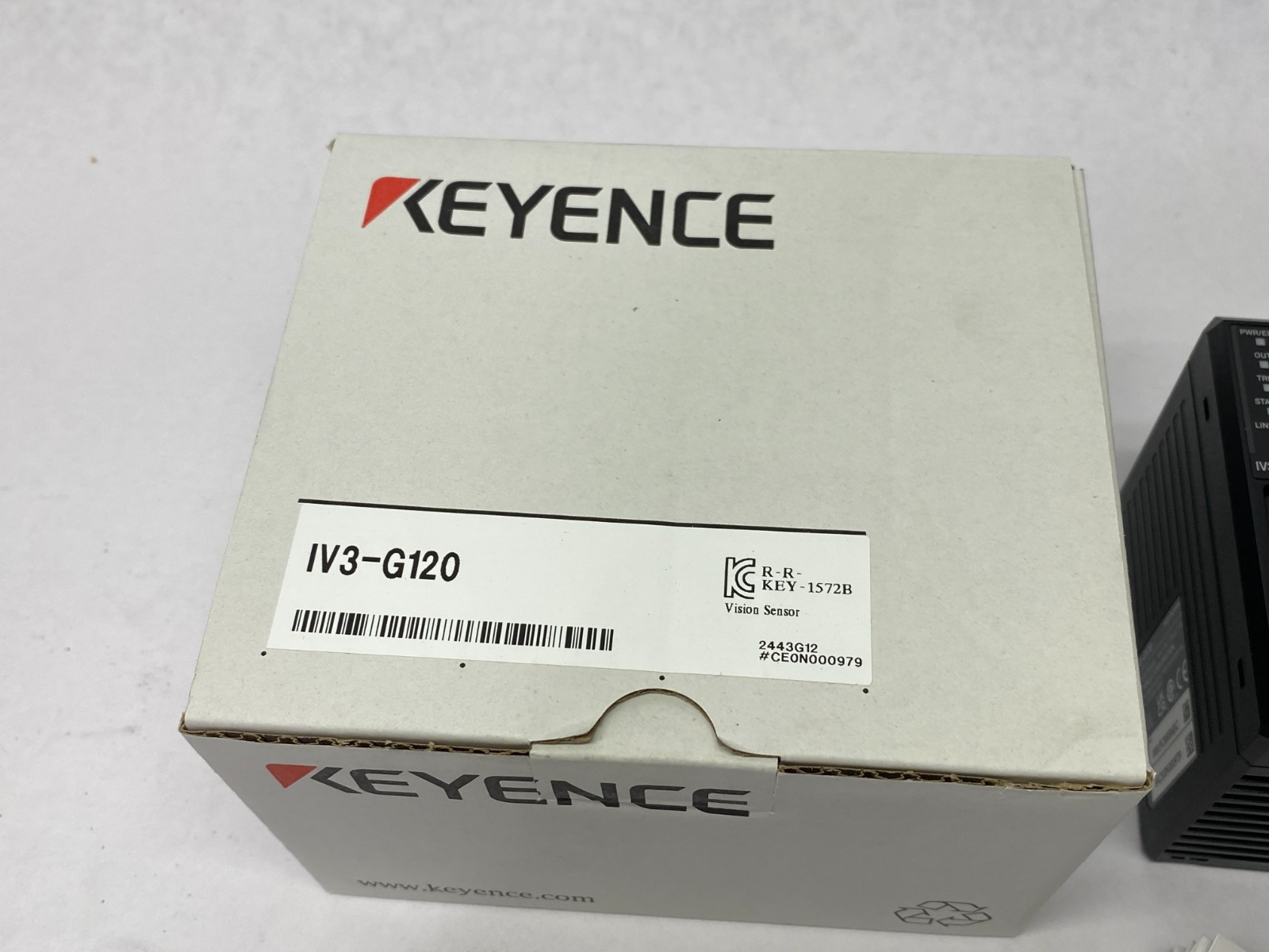 Keyence IV3-G120 Compact Model Sensor Amplifier Standard/Sorting Mode - Maverick Industrial Sales