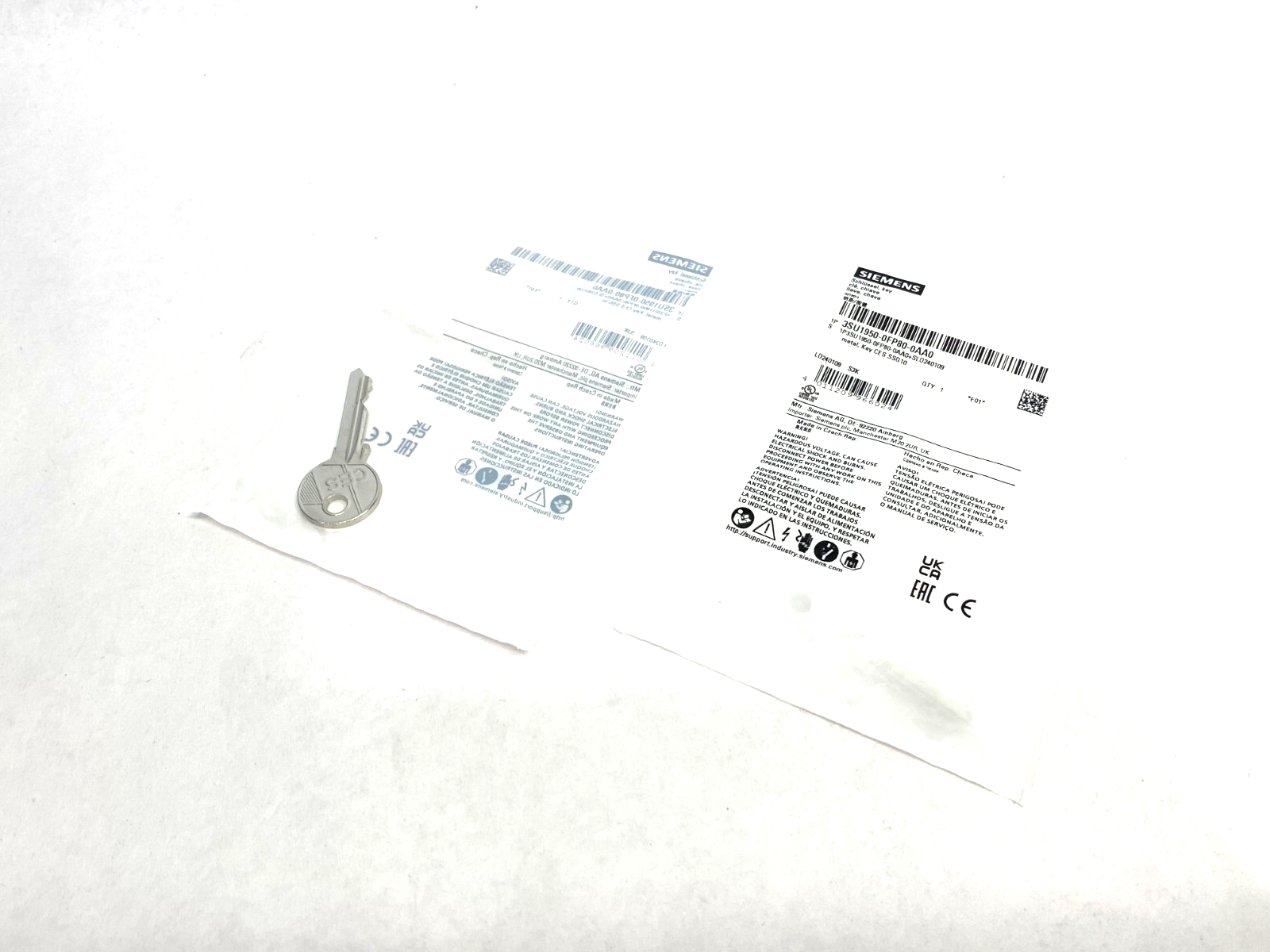 Siemens 3SU1950-0FP80-0AA0 Metal Key CES SSG10 LOT OF 2 - Maverick Industrial Sales