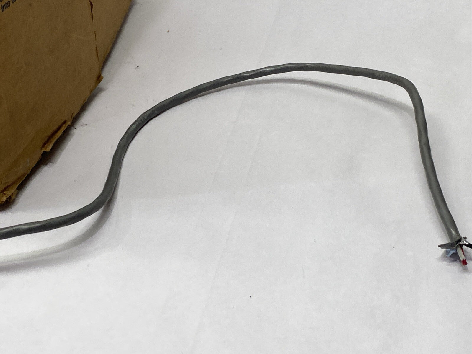 Belden 8618 060U500 Multiconductor Cable 3C/16AWG Chrome 600V 10FT Length - Maverick Industrial Sales