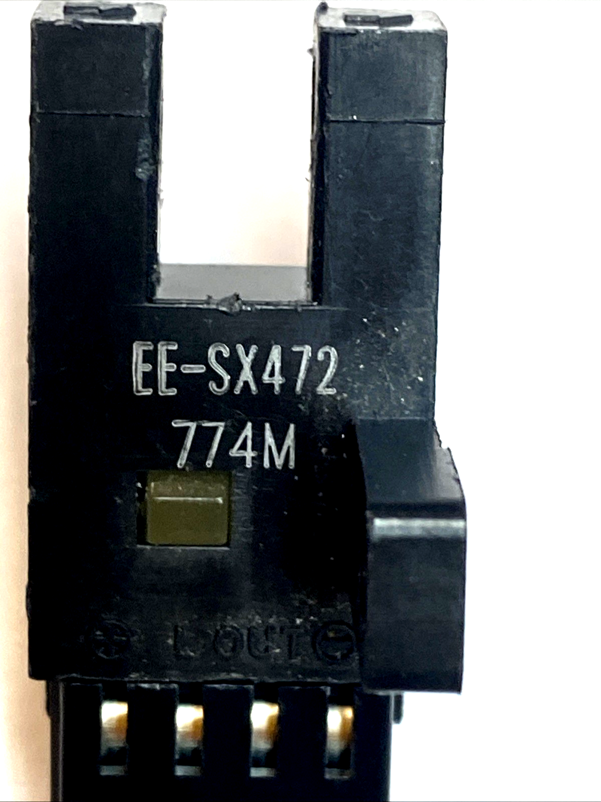 | Omron EE-SX472 Slot Photo Interrupter 5mm NPN Light-ON 5–24VDC 100mA - Used - Maverick Industrial Sales