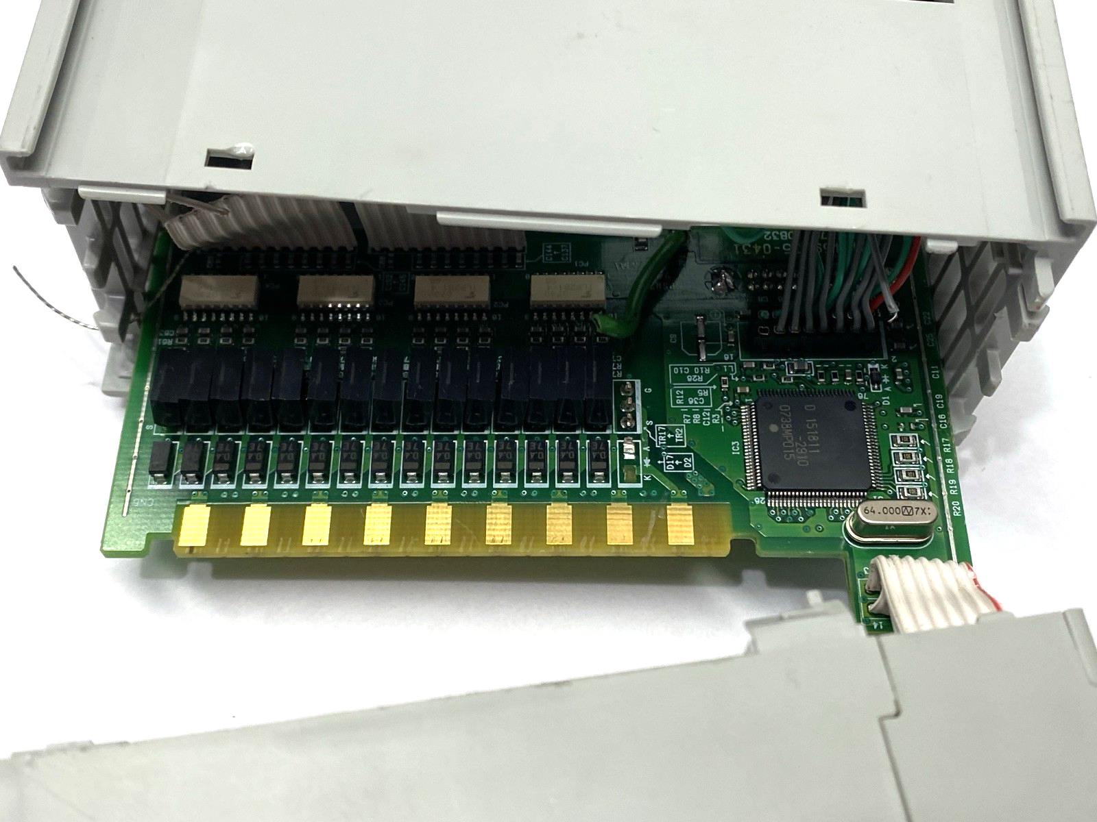 1769-OB32 | Allen Bradley Ser. A Rev. 1 Compact I/O Sourcing Output Module - For parts or not working - Maverick Industrial Sales