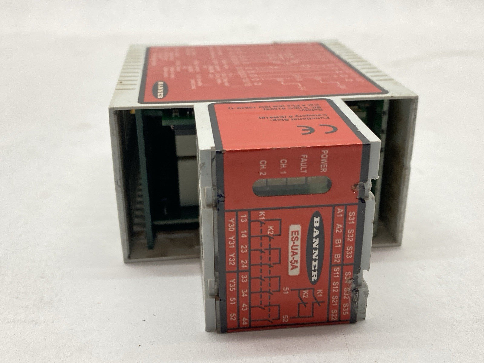 ES-UA-5A | Banner E-Stop/Rope Pull Guard & Monitoring Safety Relay Module 66091 - For parts or not working - Maverick Industrial Sales