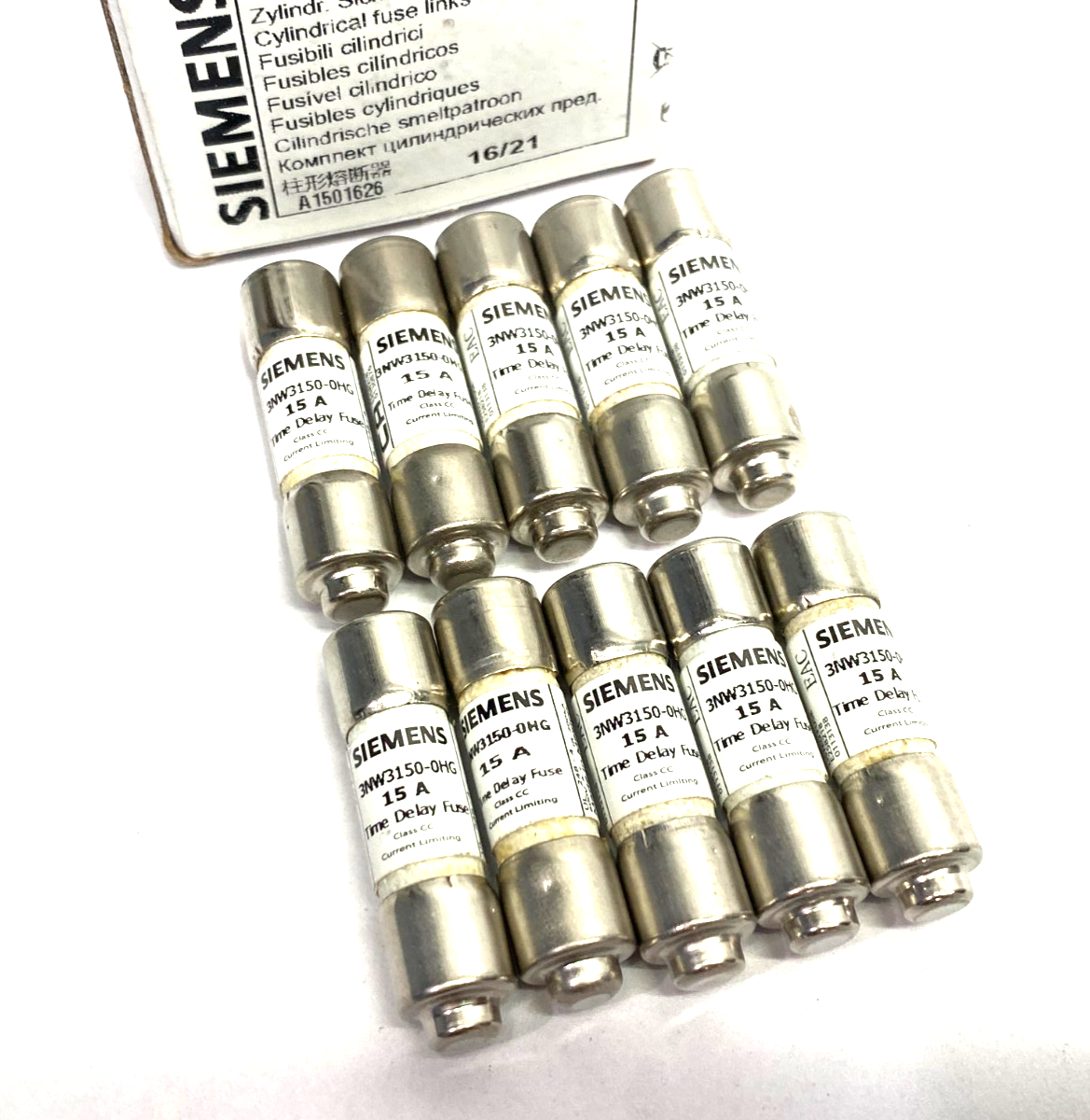 3NW3150-0HG | Siemens SENTRON Cylindrical Fuse, Slow Blow, 15A, BOX OF 10- New – Open box - Maverick Industrial Sales