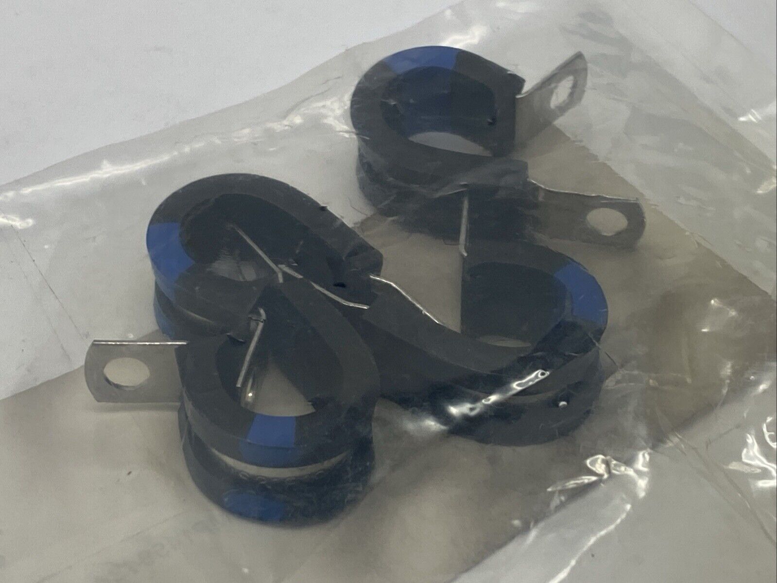 UMPCO MS21919WCG8 Rev E SS Cushion Clamp PKG OF 4 - Maverick Industrial Sales