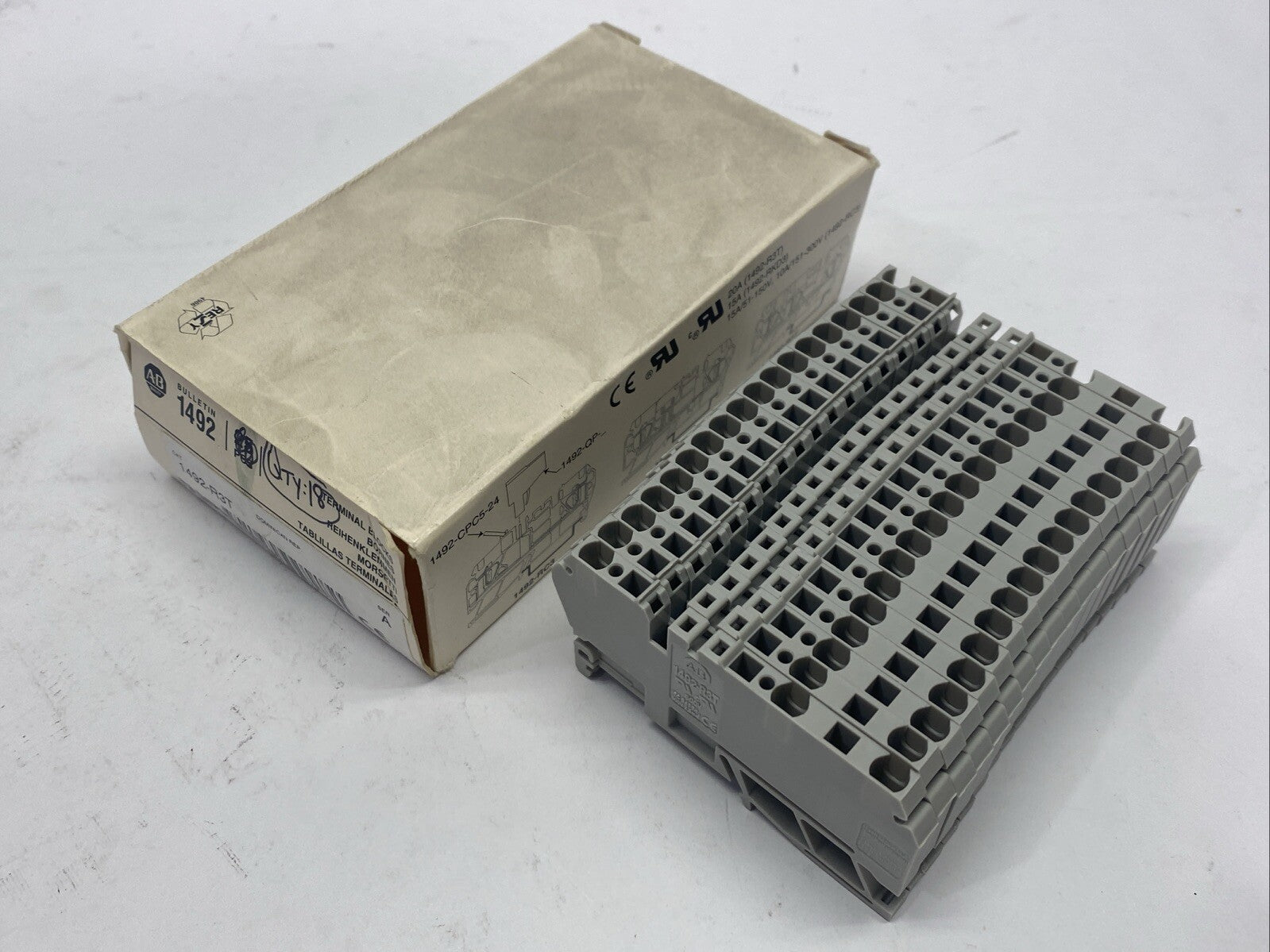 Allen Bradley 1492-R3T Ser A Terminal Blocks Gray LOT OF 18 - Maverick Industrial Sales