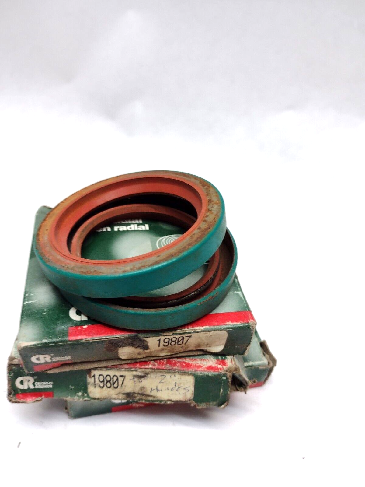 Chicago Rawhide CR 19807 Radial Shaft Oil Seal With Wave Lip LOT OF 5 - Maverick Industrial Sales