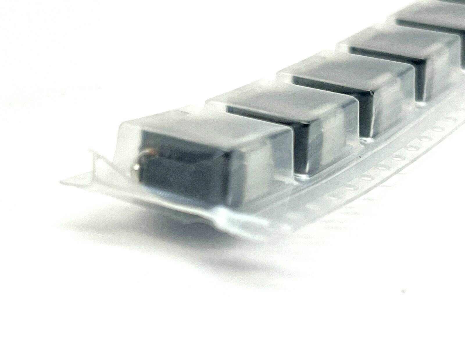 Wurth Elektronik 7447706330 Power Inductors SMD WE-PD 33uH 3A DCR=60mOhms 10QTY - Maverick Industrial Sales