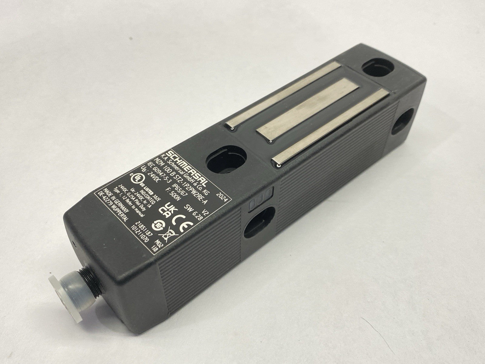 Schmersal MZM 100 B ST2-1P2PW2RE-A Safety Interlock Switch 101211070 - Maverick Industrial Sales