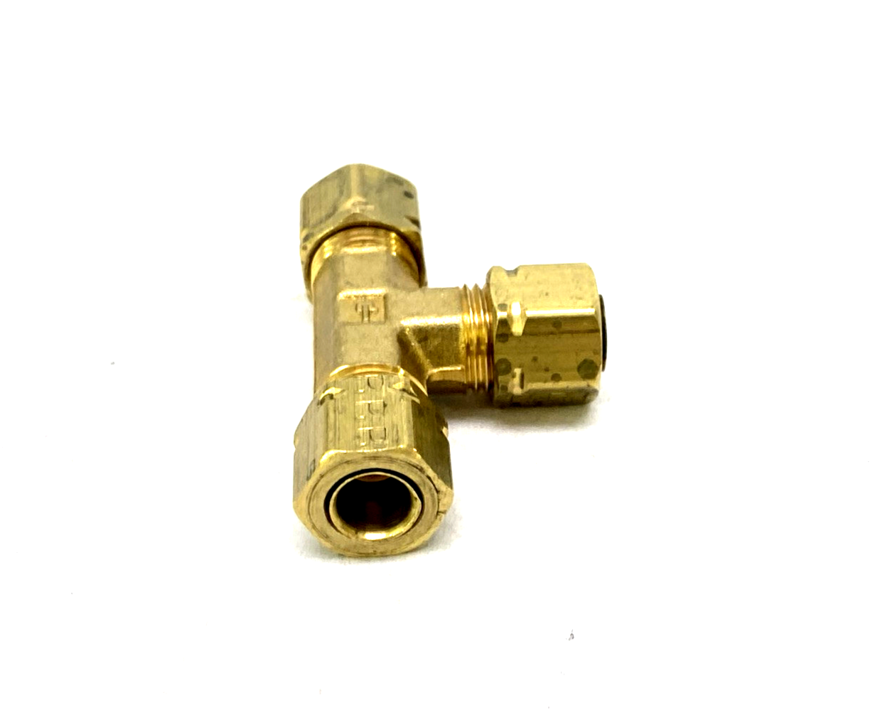 Parker 164CA-4 Brass Compression Tee Fitting, 1/4" Tube O.D. LOT OF 16 - Maverick Industrial Sales