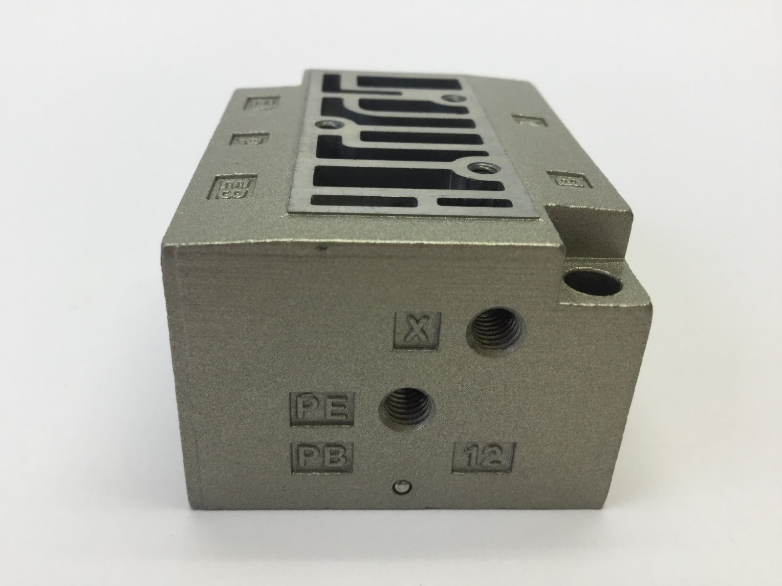 SMC PA 14 Manifold Base PE PB 12 - Maverick Industrial Sales