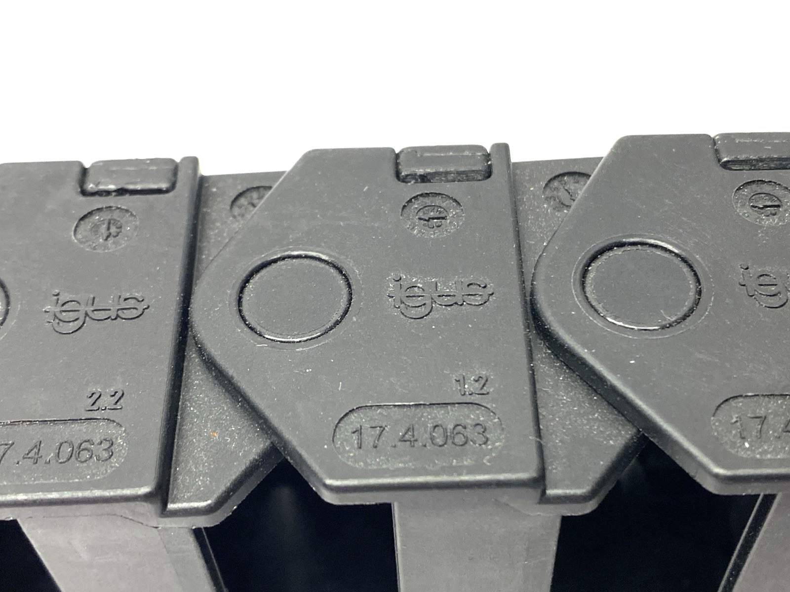 Igus 17.4.063.0 E-Chain Assembly 2' Length - Maverick Industrial Sales