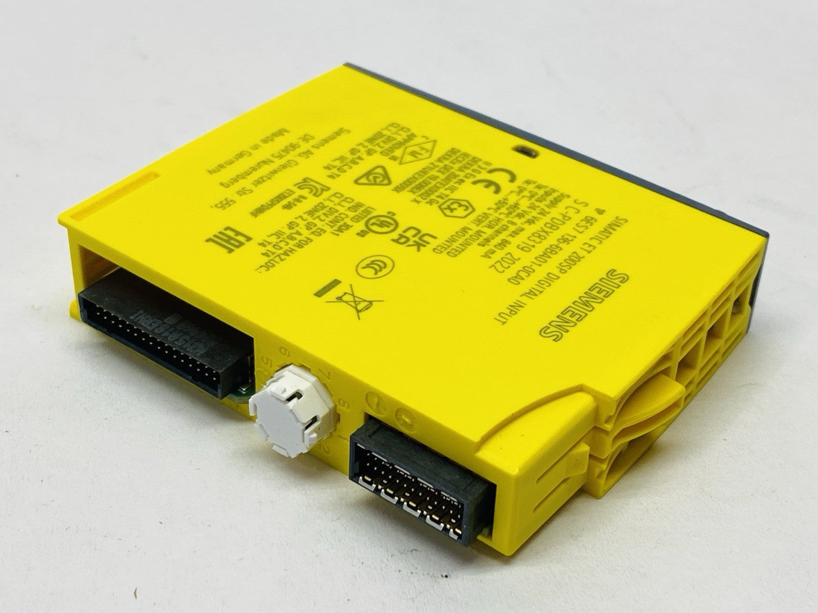 Siemens 6ES7136-6BA01-0CA0 SIMATIC ET 200SP Digital Input Module F-DI 8x 24VDC - Maverick Industrial Sales