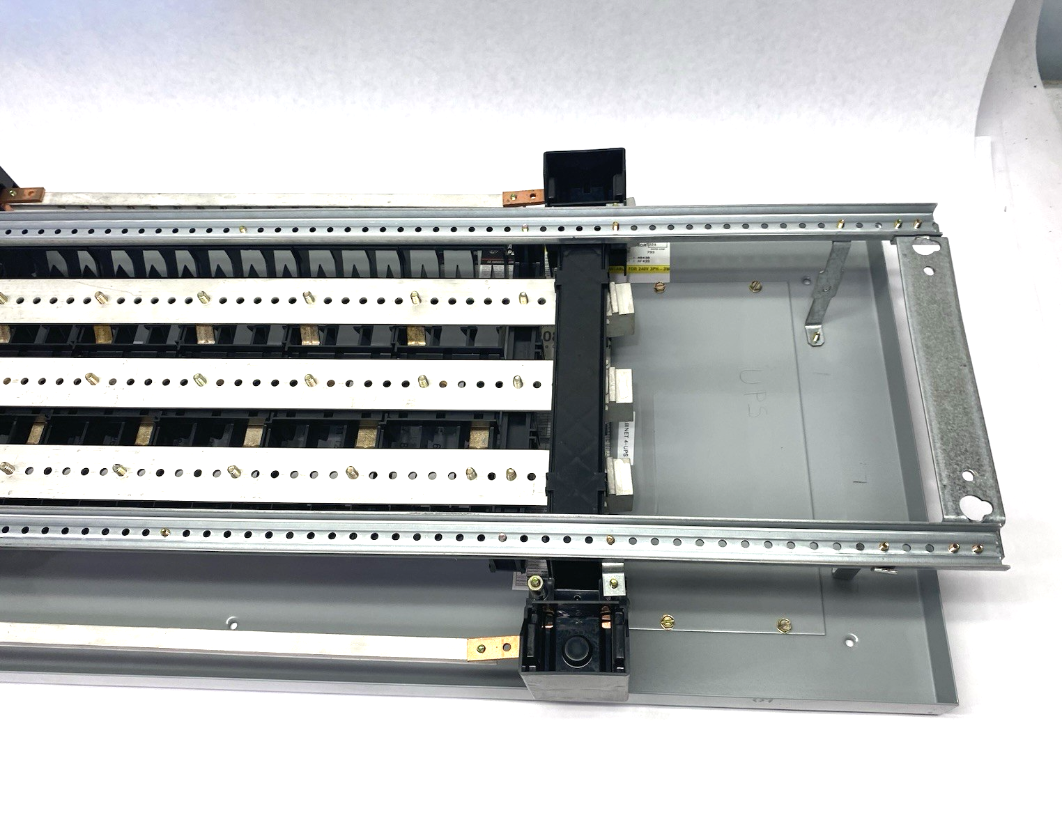 General Electric AQU3302RCX Sub-Panelboard Assembly A Series II 3Ph 4-Wire - Maverick Industrial Sales