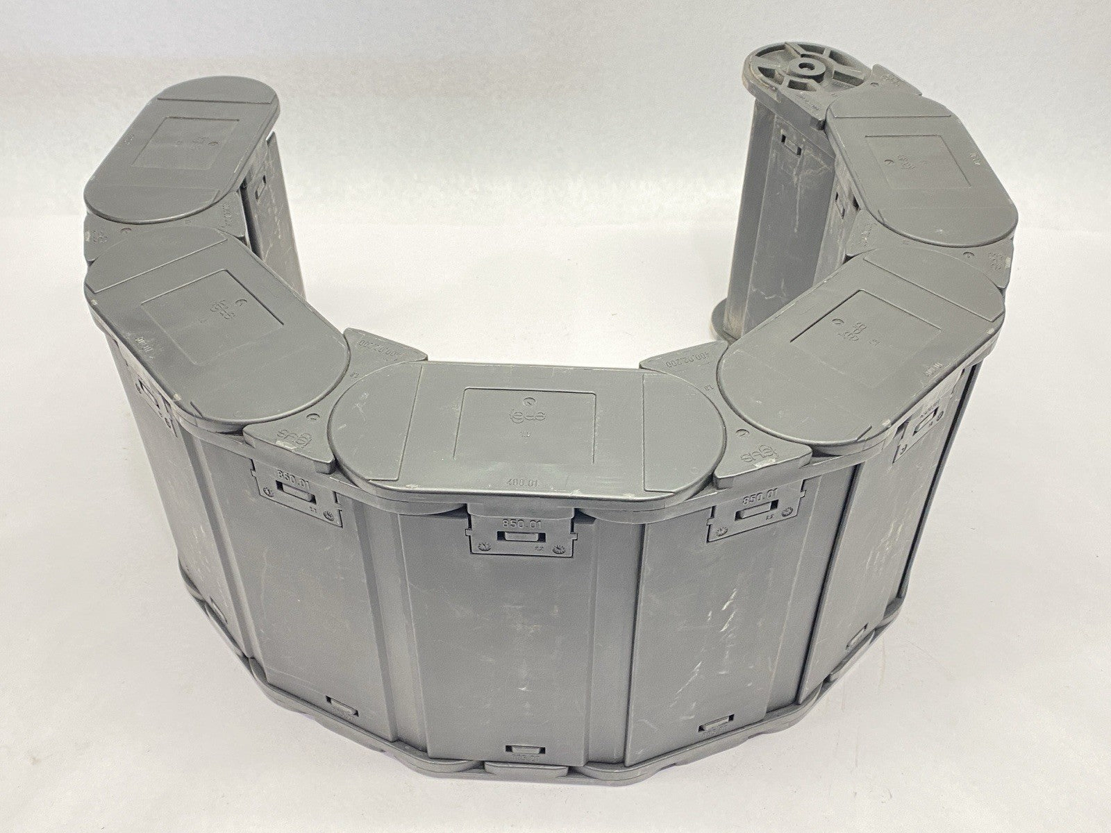 Igus 400.01 400.02.200 Energy Chain Cable Carrier 10 Links - Maverick Industrial Sales