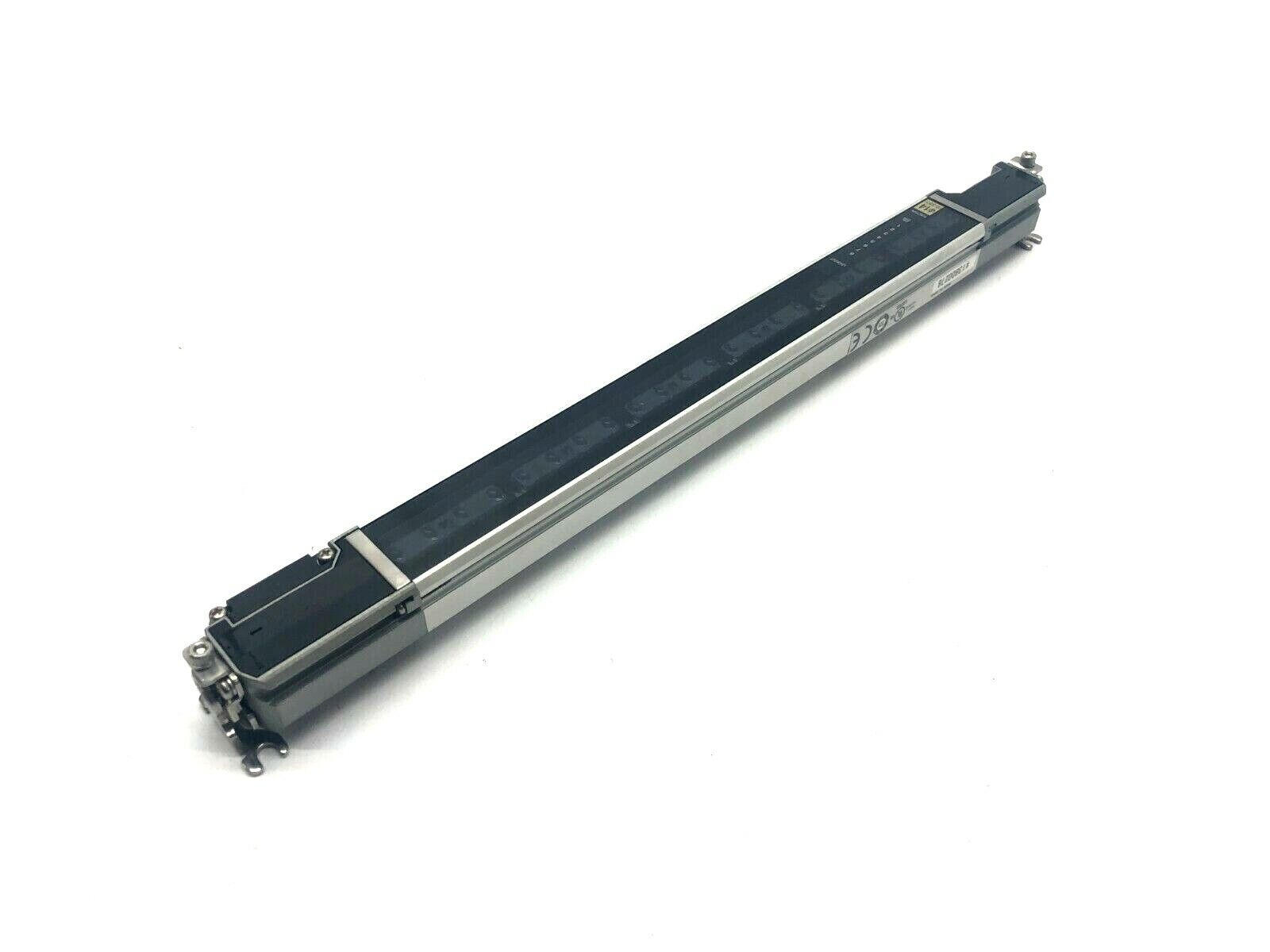 Keyence SL-C32F-T Curtain Transmitter 24VDC 73mA Class2 - Maverick Industrial Sales