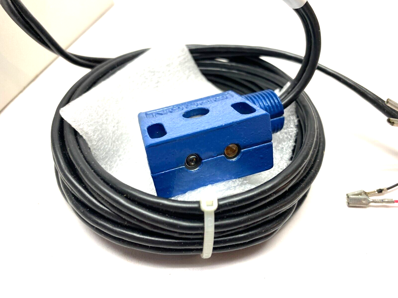 Eaton Cutler-Hammer 1370A-6501 OPCON 70-Series Photoelectric Legacy Sensor - Maverick Industrial Sales